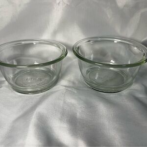 Vintage Set Of 2 Pyrex  1 • 2/3 Cup • 390ml Clear Glass Lipped Bowl 8200